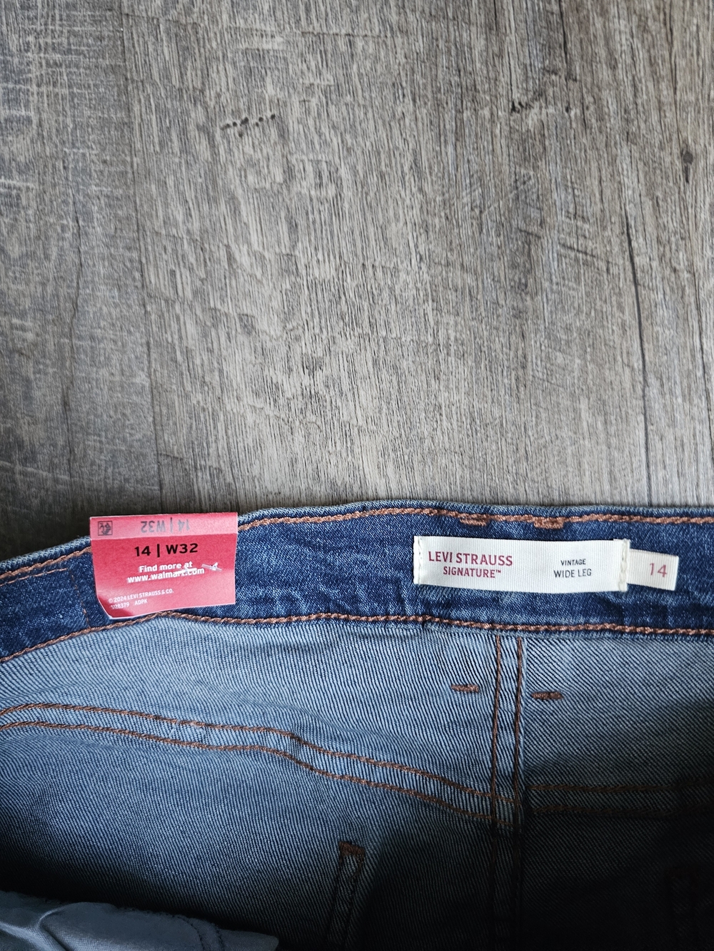 Levi's Wide Leg Women's Jeans in Blue Denim - Picture 3 of 7